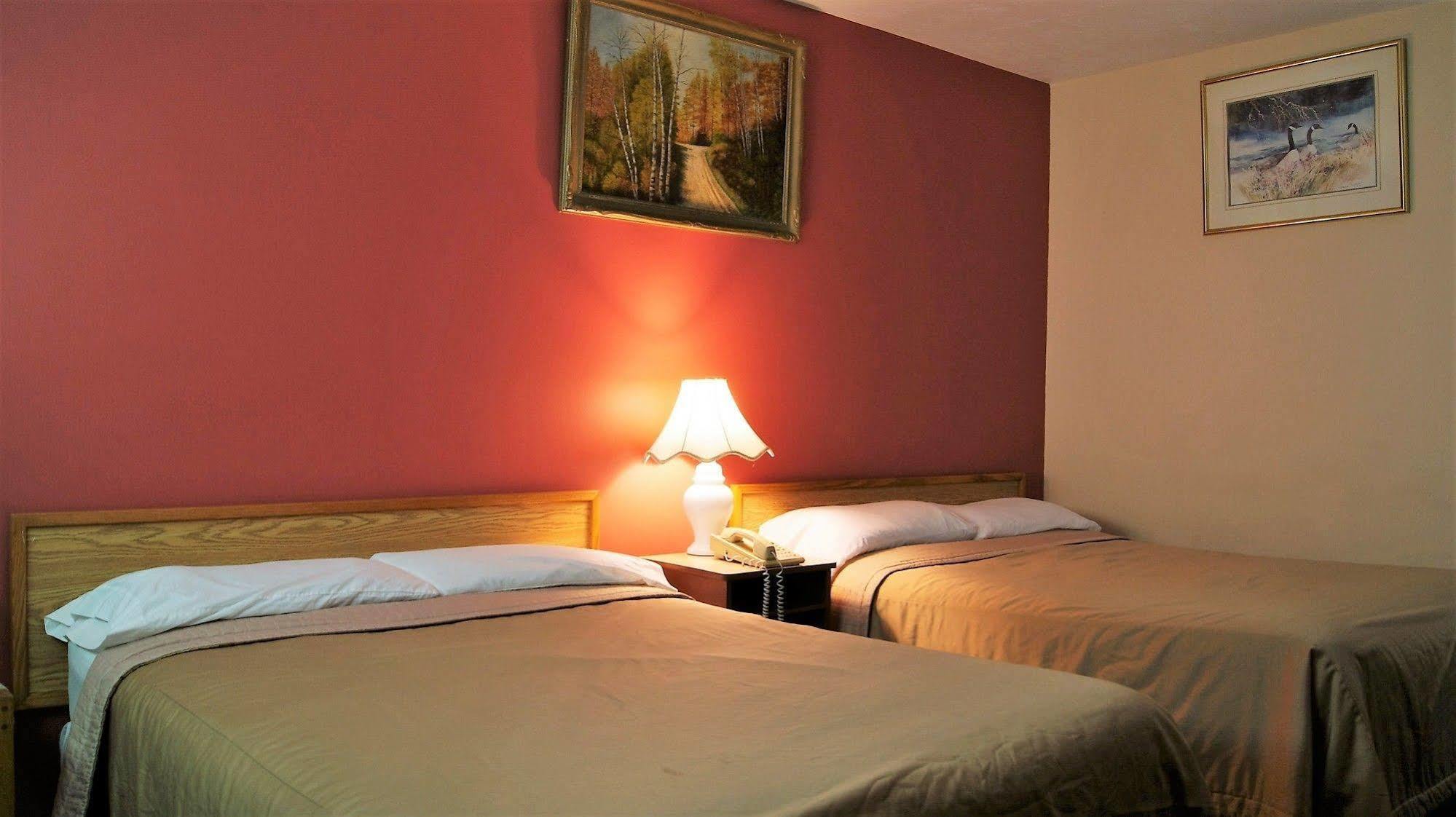 Blue Jay Motel Peterborough Εξωτερικό φωτογραφία