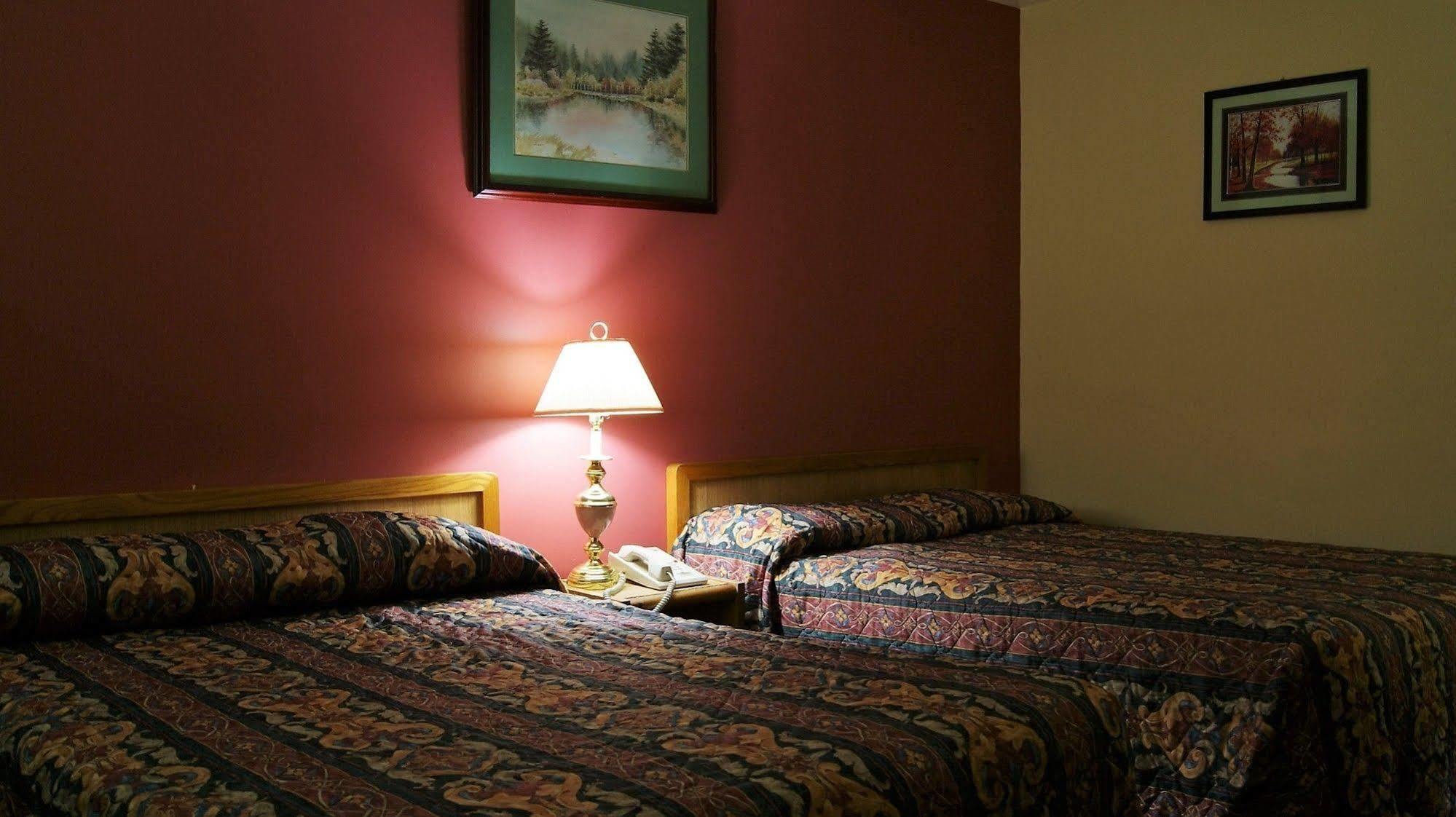 Blue Jay Motel Peterborough Εξωτερικό φωτογραφία
