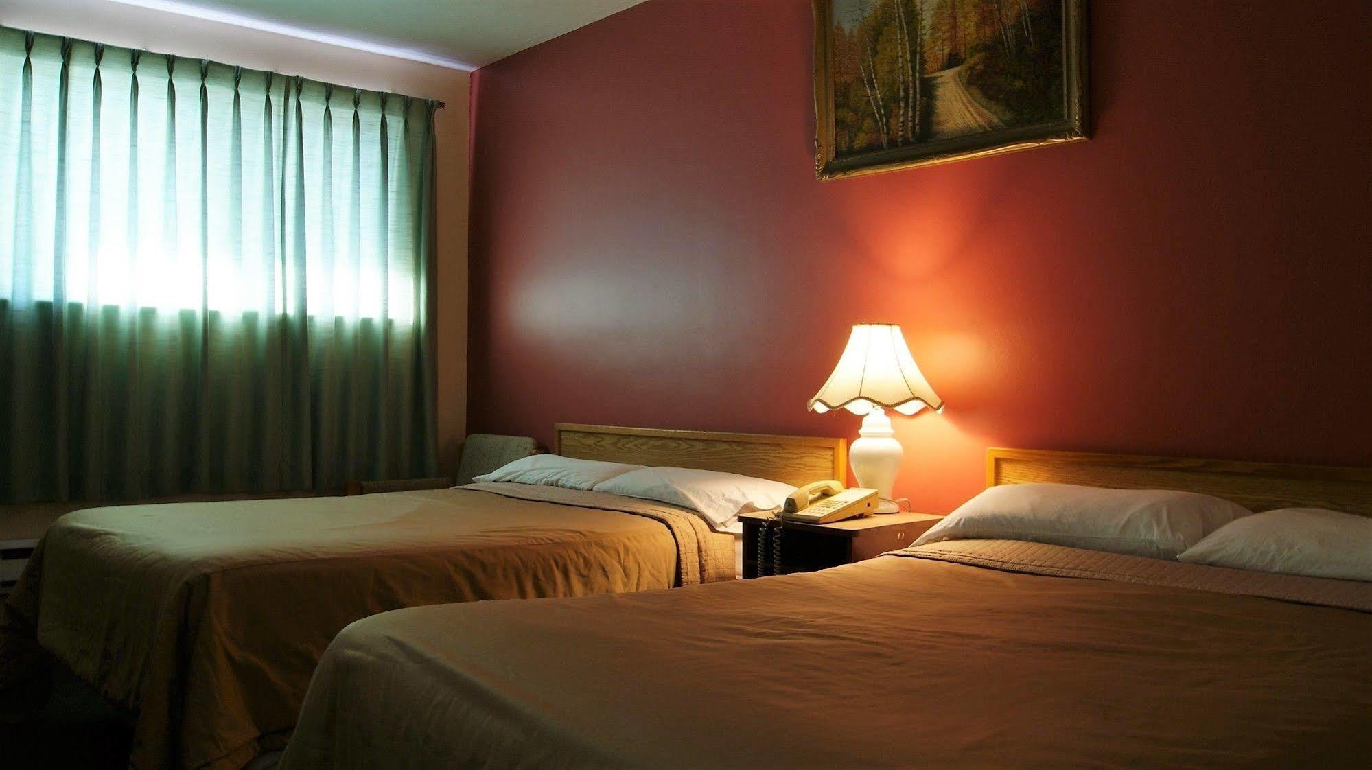 Blue Jay Motel Peterborough Εξωτερικό φωτογραφία
