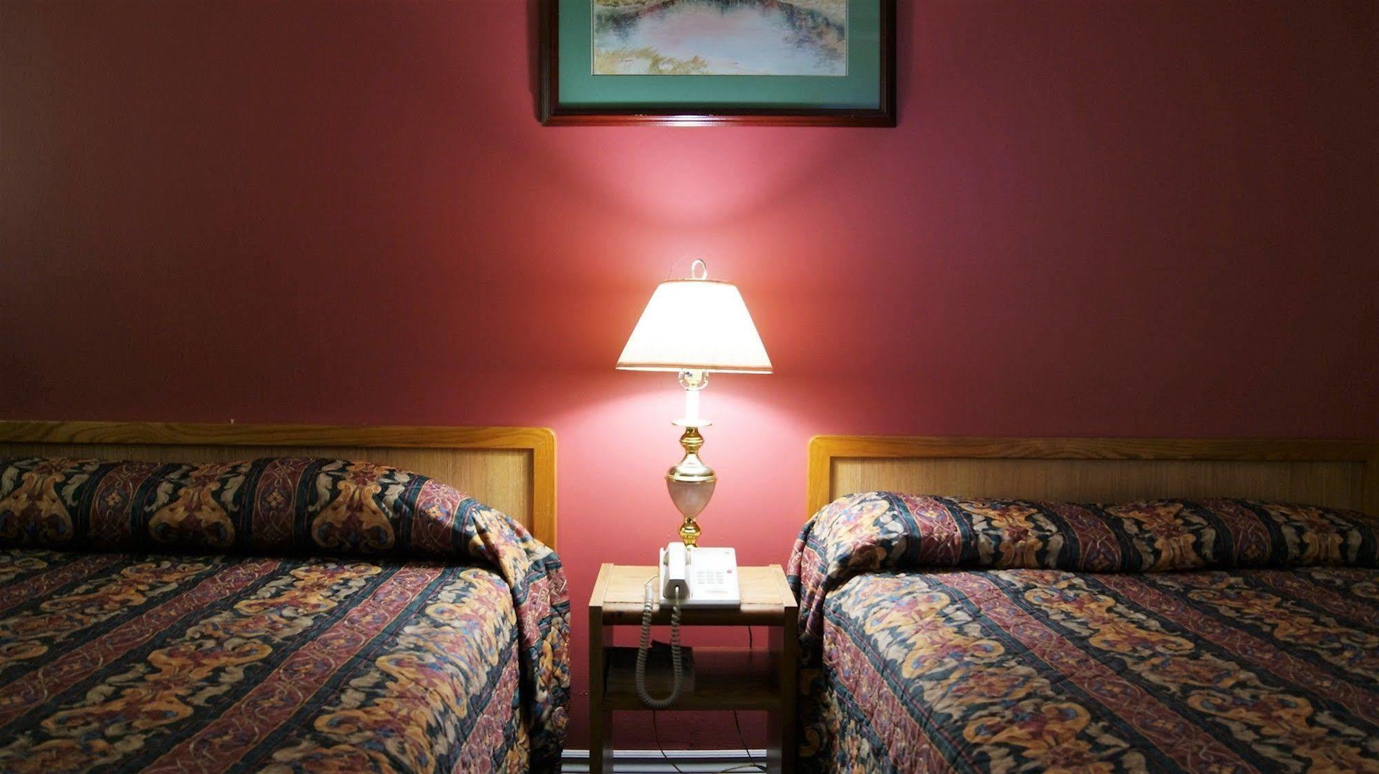 Blue Jay Motel Peterborough Εξωτερικό φωτογραφία